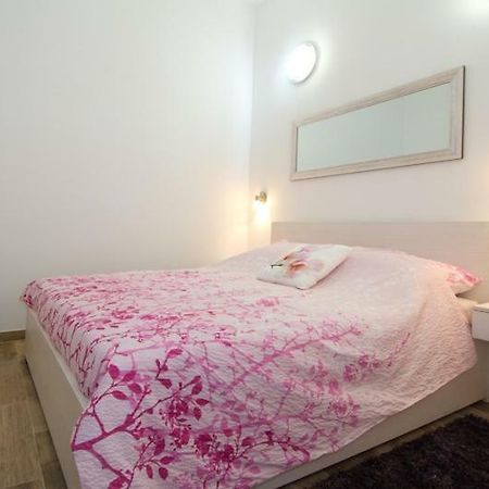 Apartment Radiant Orchid Poreč Kültér fotó